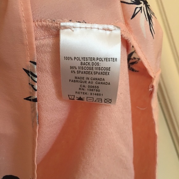 2 for $15. Made in Canada! RW&Co Pineapple blouse. - Picture 4 of 4